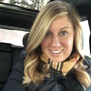 Meet your Posher, Christina